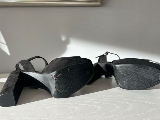 Sandalias de tacón negras Jessica Simpson