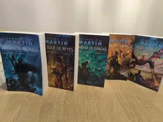 Colección Juegos de tronos . En español.