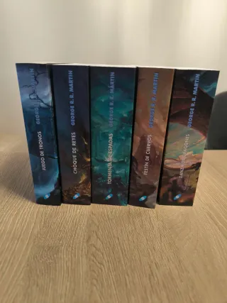 Colección Juegos de tronos . En español.