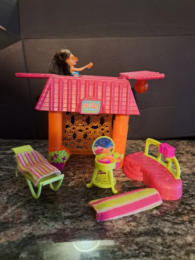 POLLY POCKET - ULTIMATE POOL PARTY CABAÑA PISCINA