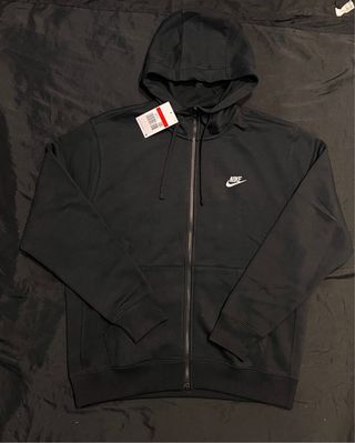 Conjunto Nike: Chándal + 1 Camiseta Nike