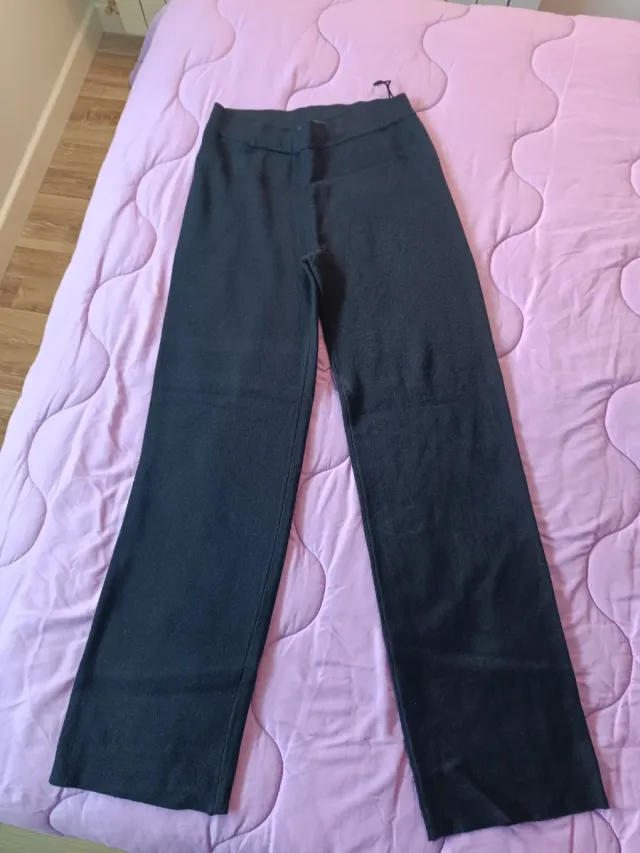 Pantalón de punto Vero Moda