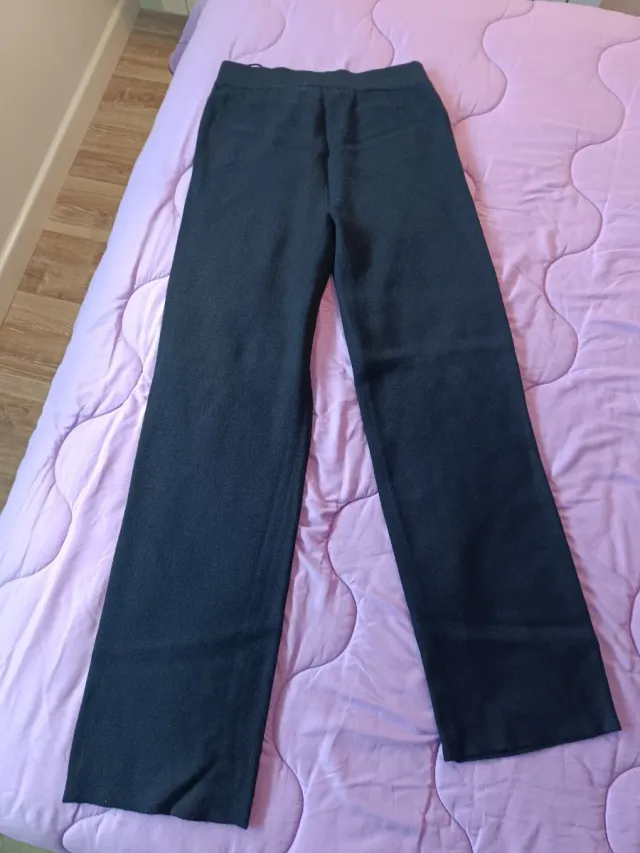 Pantalón de punto Vero Moda