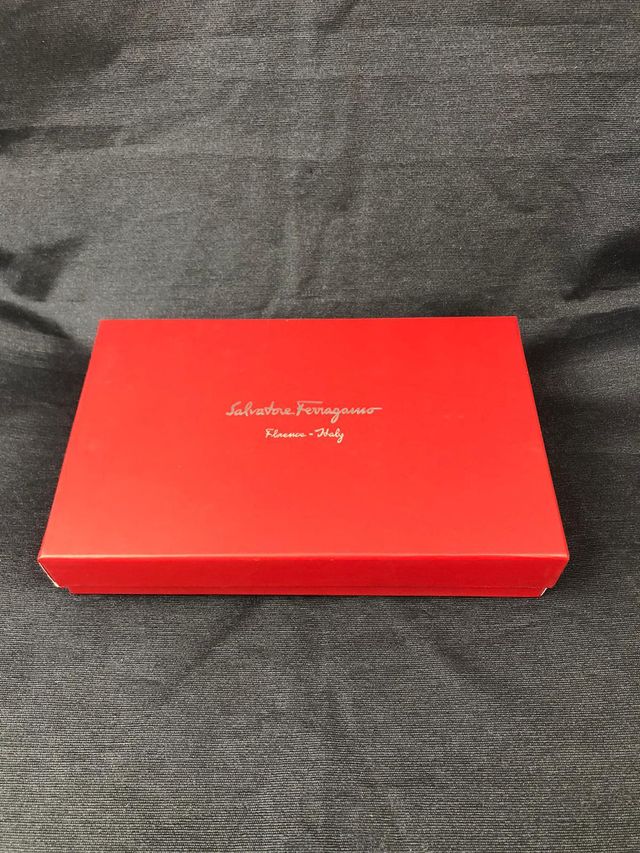 Cinturón Salvatore Ferragamo Gancini Negro/Dorado