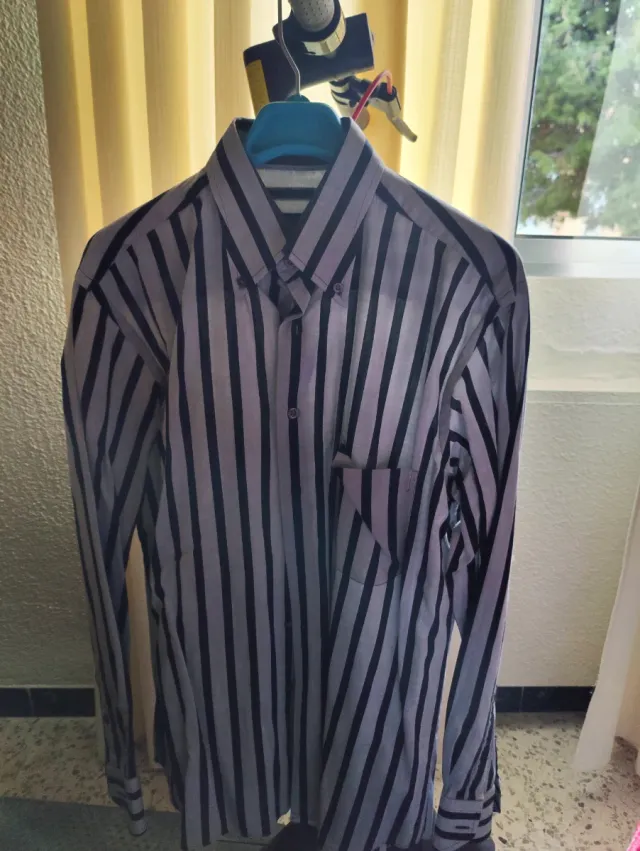 Camisa Mirto Rayas Negras y Blancas