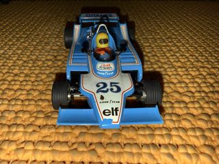Scalextric Ligier JS 11