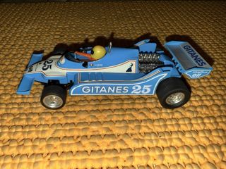 Scalextric Ligier JS 11