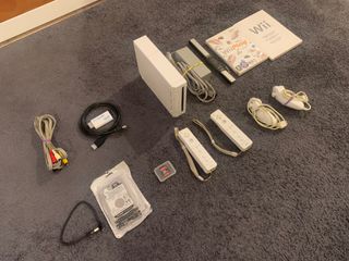 Wii, Mandos y +100 Juegos