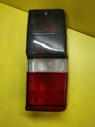 PILOTO TRASERO DERECHO NISSAN PATROL