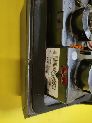 PILOTO TRASERO DERECHO NISSAN PATROL