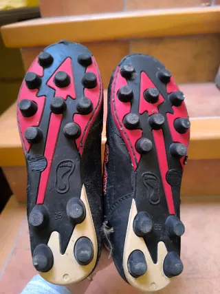 Botas de fútbol para niño
