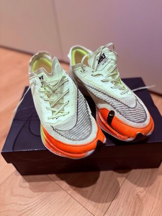 Nike Vaporfly Verdes y Naranjas
