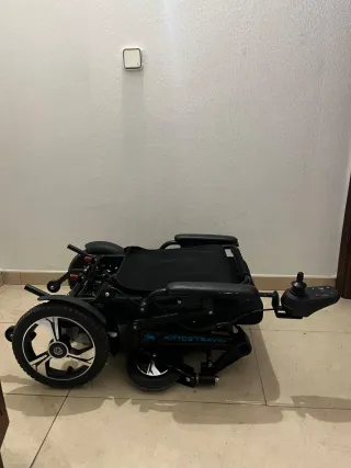 Silla de ruedas eléctrica plegable
