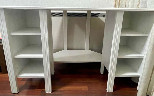 Escritorio de esquina blanco