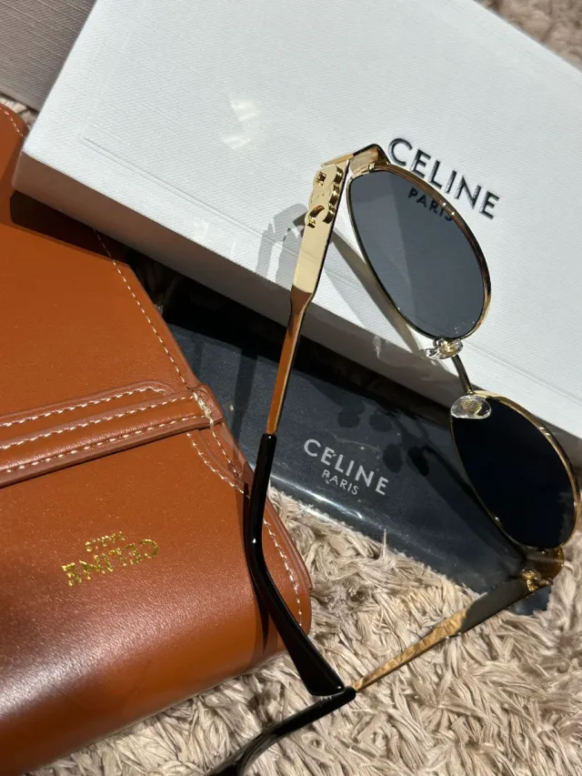 Gafas Celine Triomphe Metal Negro y Dorado