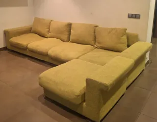 Divano modulare 4 posti + pouf in tessuto