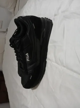 Zapatillas Fila Negras