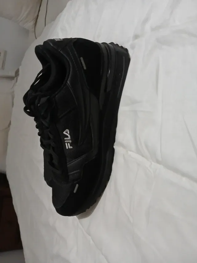 Zapatillas Fila Negras