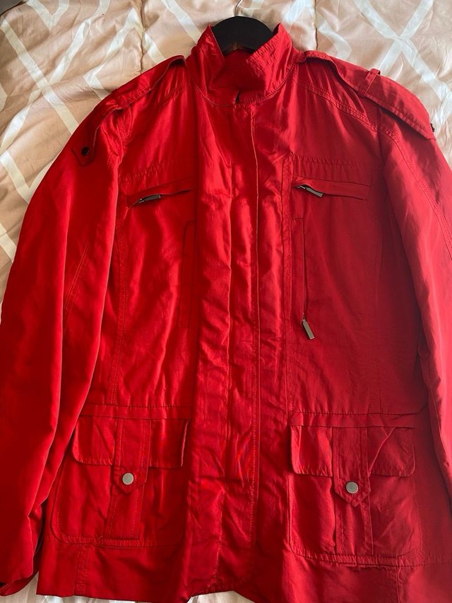 Chaqueta Zara Roja
