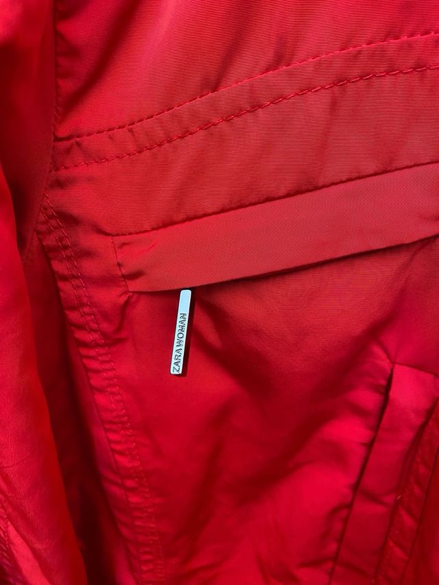 Chaqueta Zara Roja