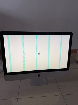 AVERIADO Apple iMac 27” 2010 Plata PARA PIEZAS