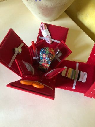 Kit Cucito HobbyGift scatola a pois – NUOVO