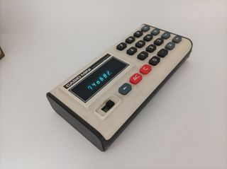 Calculadora Casio Mini CM-605 (1975)