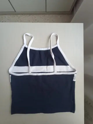 Top tirantes azul y blanco