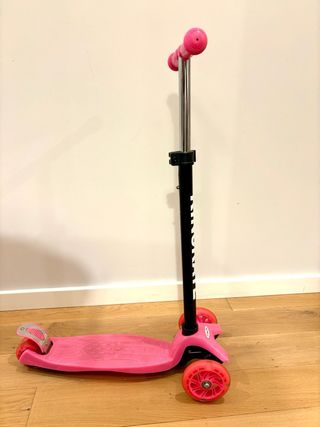 Patinete infantil 3 ruedas rosa ruedas con luces