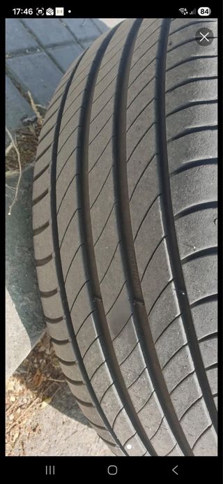 Llantas y neumáticos