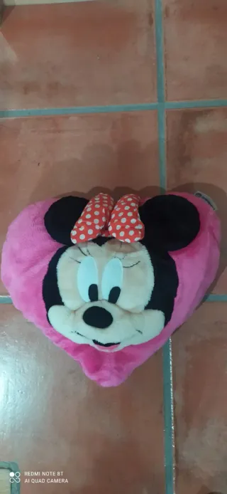 Cojín Corazón Minnie Mouse Rosa