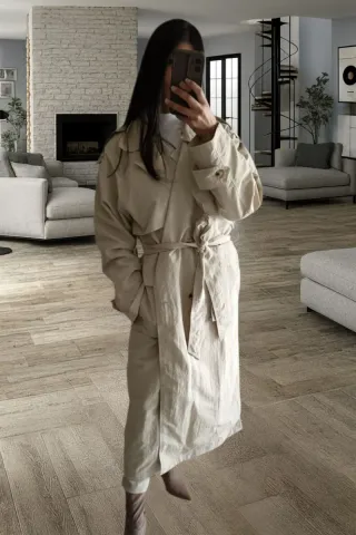 Gabardina larga beige