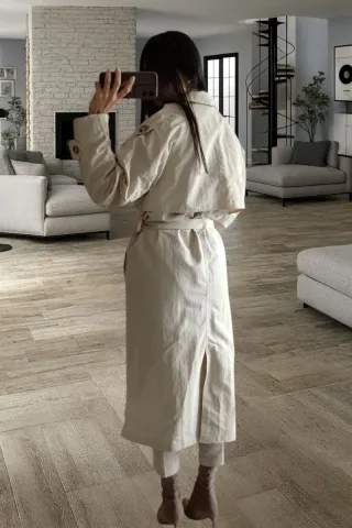 Gabardina larga beige