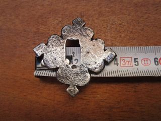 Aldaba antigua cincelada, forja siglo XVIII.