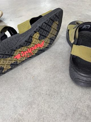 Sandalias Nike ACG Deschutz