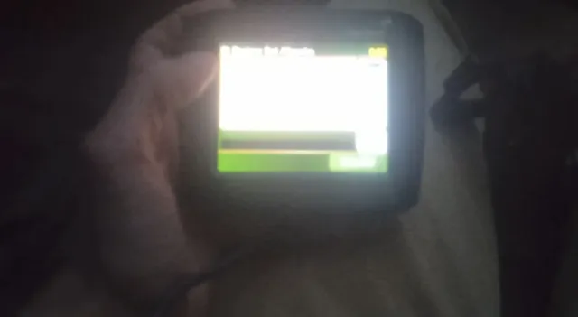 GPS TomTom con cargador y soporte