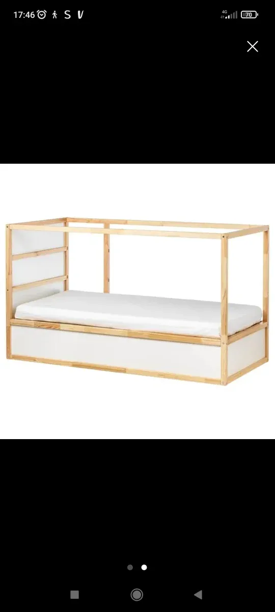 Cama alta de madera Ikea