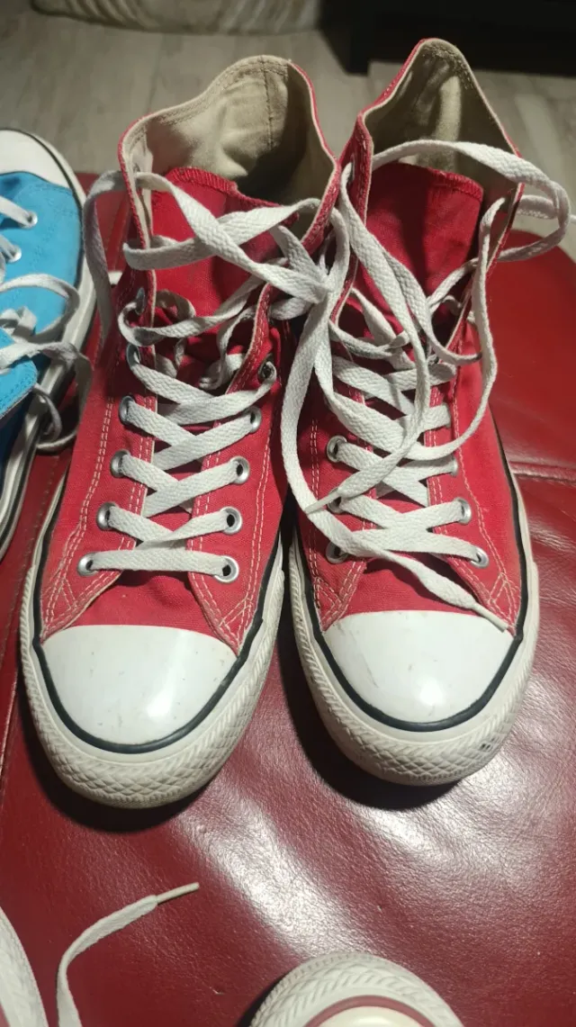Lote Converse Azul, Rojo y edicion limitada