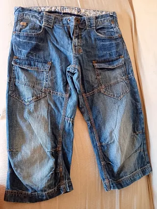 Pantalones cortos chico grises