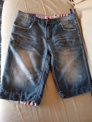 Pantalones cortos chico grises