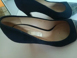 Zapatos de tacón Lodi negros y verde oliva