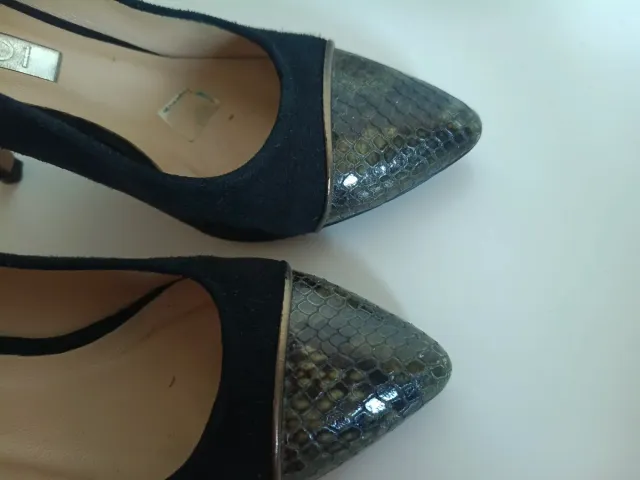 Zapatos de tacón Lodi negros y verde oliva