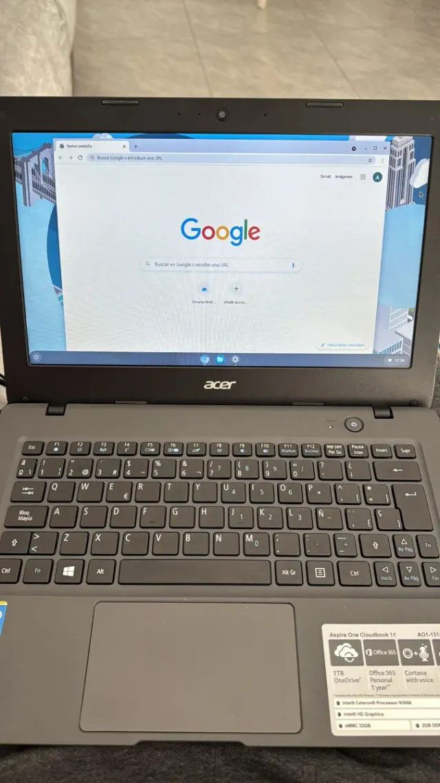 Acer Aspire One Cloudbook 11 También para piezas.