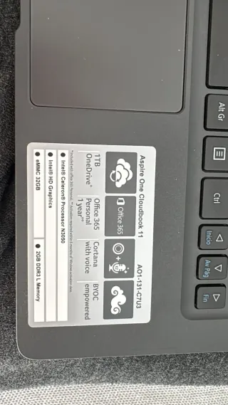 Acer Aspire One Cloudbook 11 También para piezas.