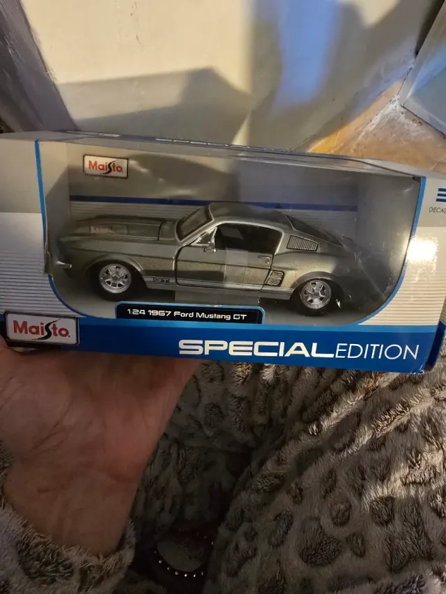 Maisto 1:24 Ford Mustang GT 1967 Edición Especial