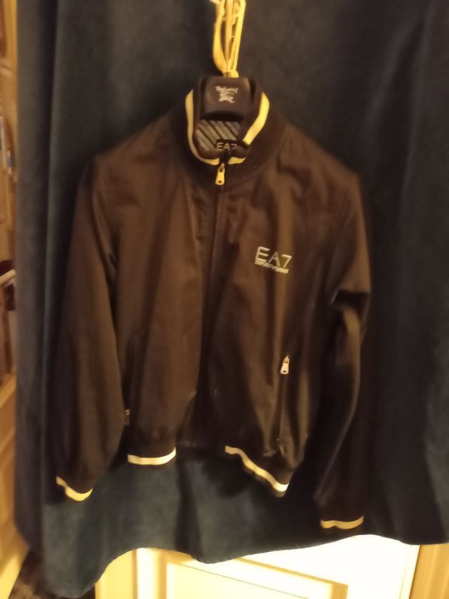 Chaqueta EA7 Giorgio Armani Impermeable