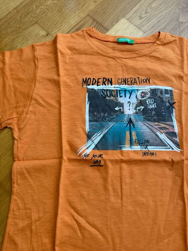 Camiseta Benetton 11-12 años niño naranja