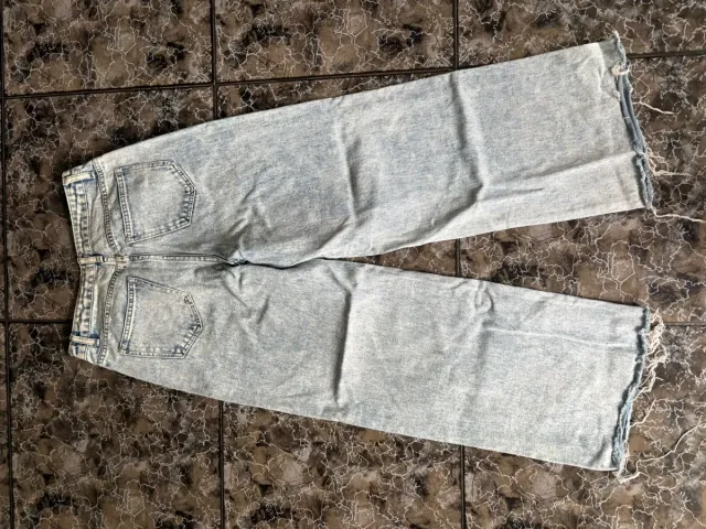 Pantalón vaquero mujer con estampado