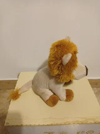 Peluche leoncino morbido