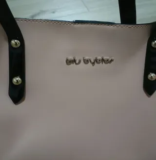 Borsa Byblos con pochette abbinata